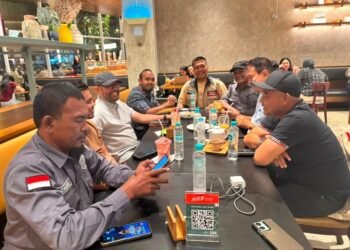 Silaturahmi PJS Aceh dengan Anggota DPR RI Nasir Djamil Perkuat Sinergi Pers dan Pembangunan Aceh
