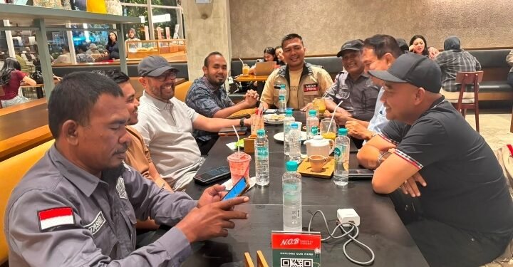 Silaturahmi PJS Aceh dengan Anggota DPR RI Nasir Djamil Perkuat Sinergi Pers dan Pembangunan Aceh