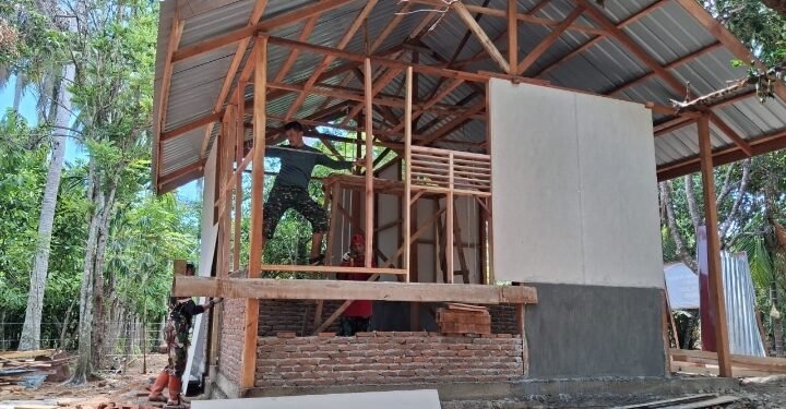 Sasaran 5 TMMD ke-129, Rehab Rumah Ibu Rabunmah Amin Capai 45 Persen