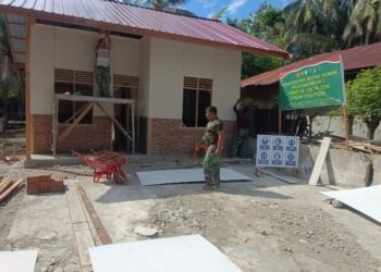 Dinding Berdiri, Atap Terpasang: Harapan Mulyana Segera Miliki Rumah Layak
