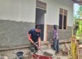 Pantang Menyerah! Satgas TMMD Ke-129 Kodim 0102/Pidie Kebut Plester Dinding RTLH Demi Hunian Layak Bagi Warga