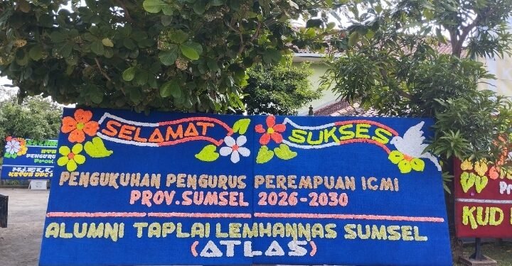 Apresiasi Pelantikan Pengurus Perempuan ICMI Sumsel, Ketua ATLAS Kurmin Halim SH Kirim Karangan Bunga Ucapan Selamat