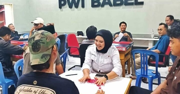 16 Tim Wartawan Adu Strategi di Lomba Gaple PWI Babel, Hadiah Juara I Rp1,5 Juta