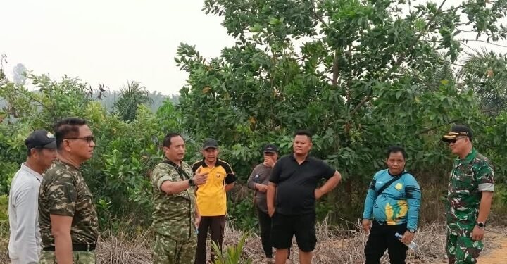 Demplot Satgas Karhutla TNI, Uji Alternatif Pupuk Organik Ladang di Kayan Hilir