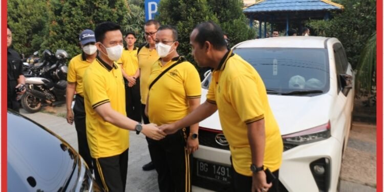 Wakapolda Sumsel Pimpin Aksi Green Policing, Kolam Pakri Dibersihkan dan Ditanami Pohon