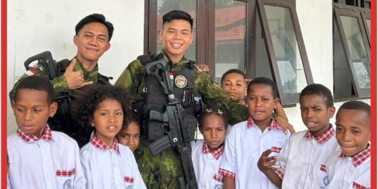 Pos Aroba Satgas Yonif 147/KGJ Gelar Giat Goes to School di SD YPPK Santo Andreas Distrik Aroba