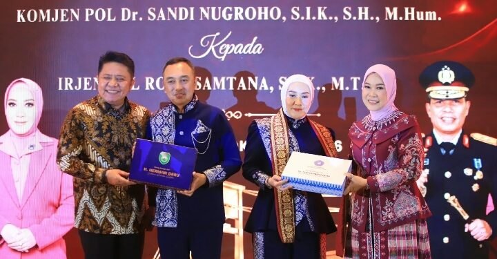 Herman Deru Lepas Sandi Nugroho, Sambut Kapolda Sumsel Irjen Rony Samtana