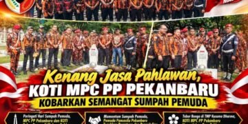 Peringati Hari Sumpah Pemuda, MPC PP Pekanbaru dan KOTI Tabur Bunga di Makam Pahlawan